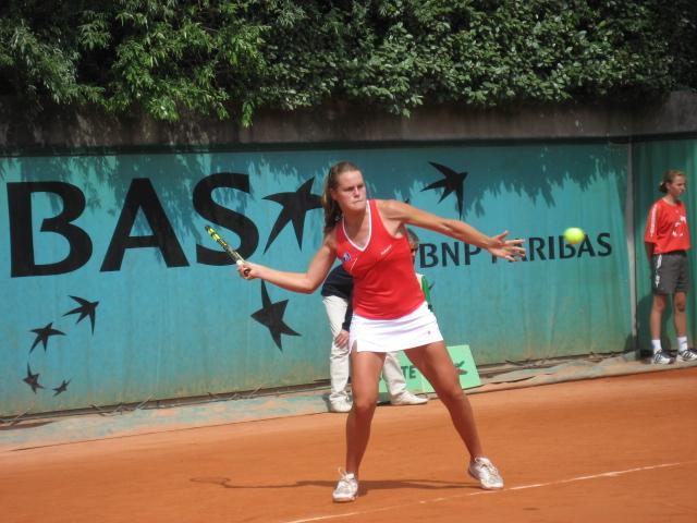 Karin Knapp